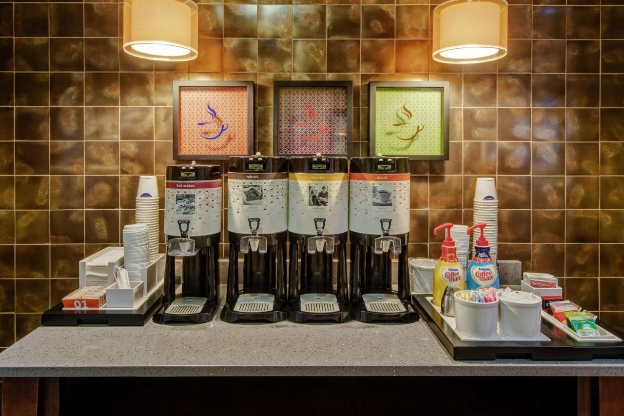 Hampton Inn קרוסוויל מראה חיצוני תמונה