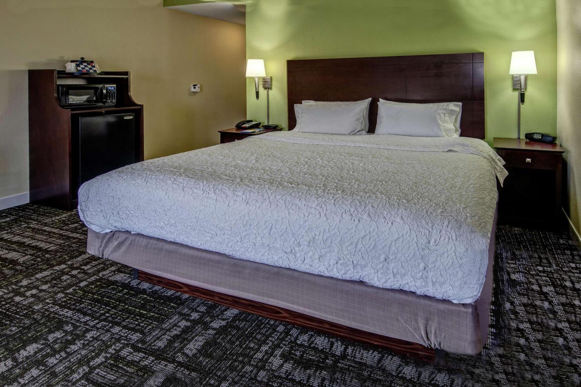 Hampton Inn קרוסוויל מראה חיצוני תמונה