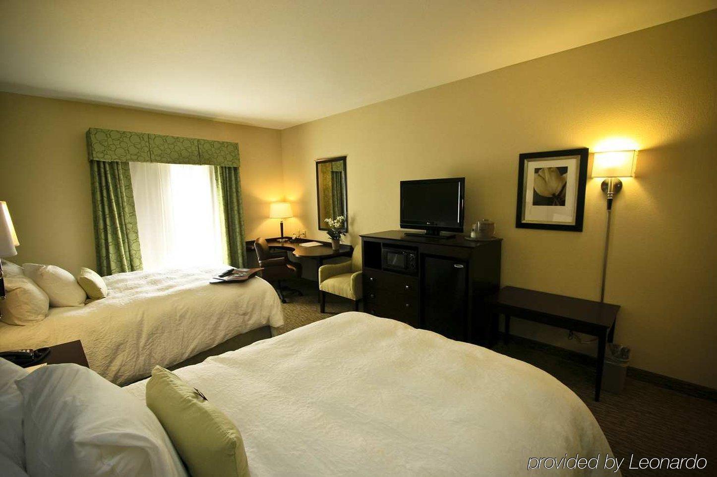 Hampton Inn קרוסוויל חדר תמונה