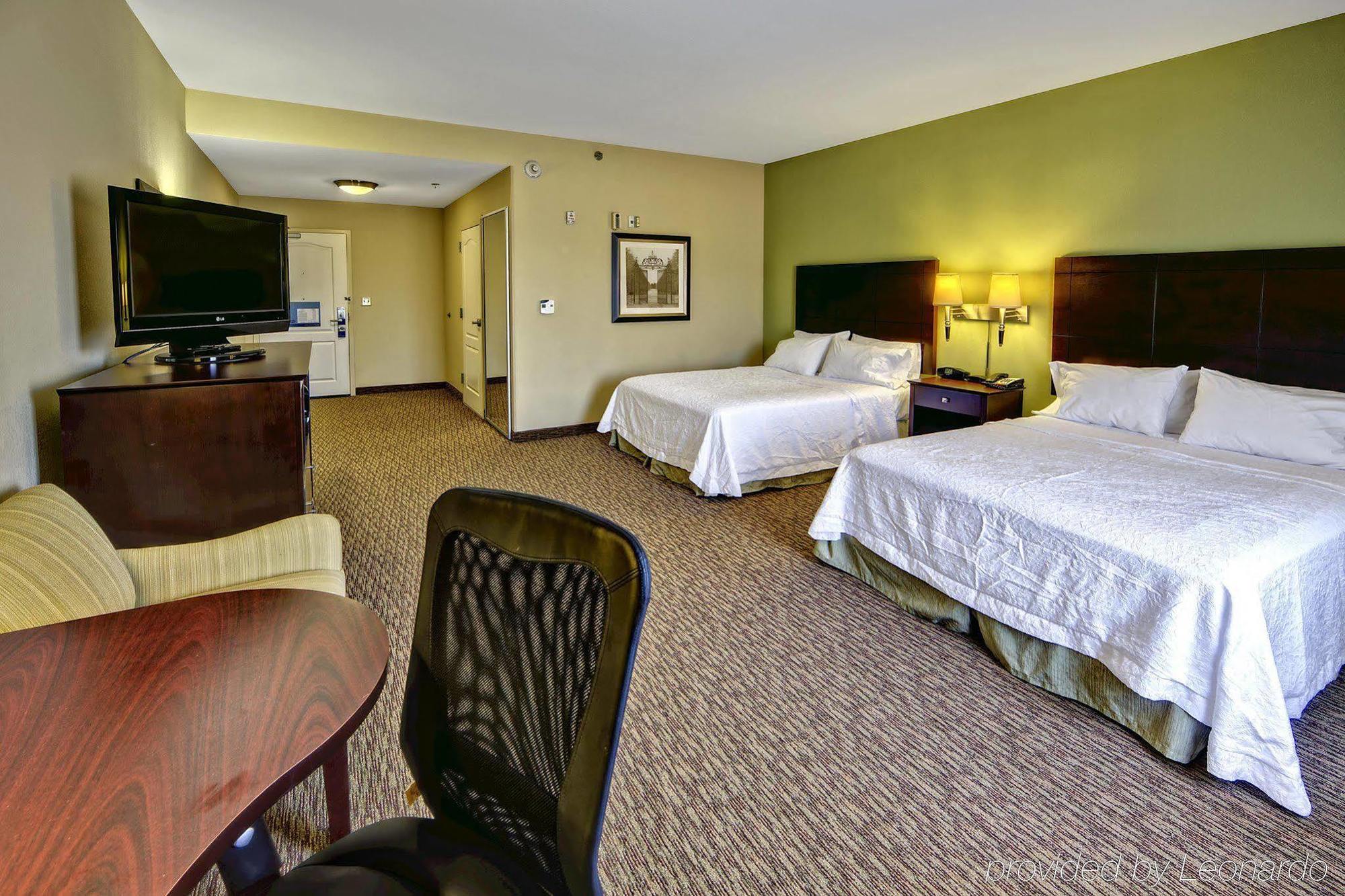 Hampton Inn קרוסוויל מראה חיצוני תמונה