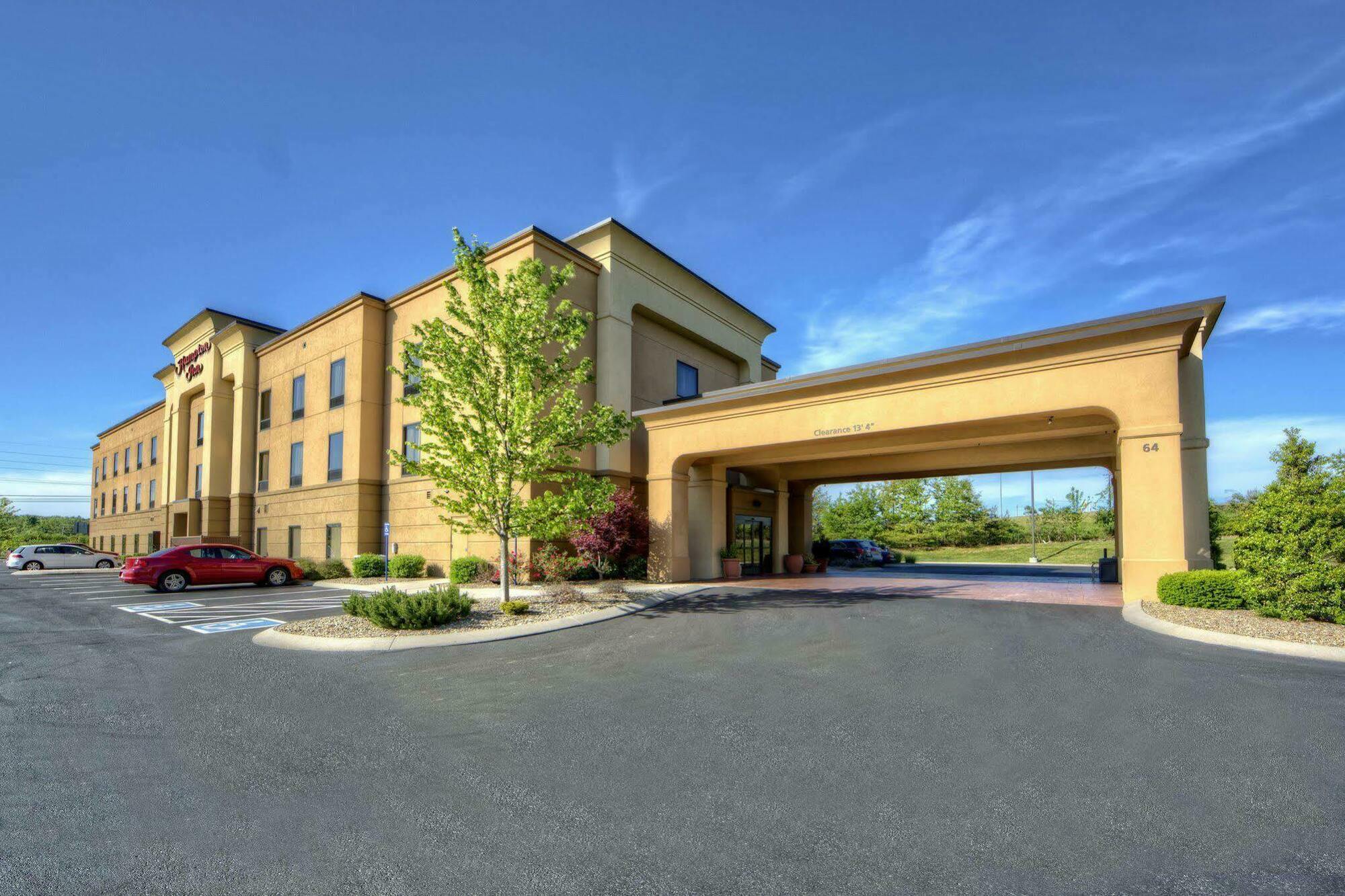 Hampton Inn קרוסוויל מראה חיצוני תמונה